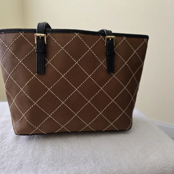 Michael Kors Satchel with Wallet Set - Picture 3 of 16